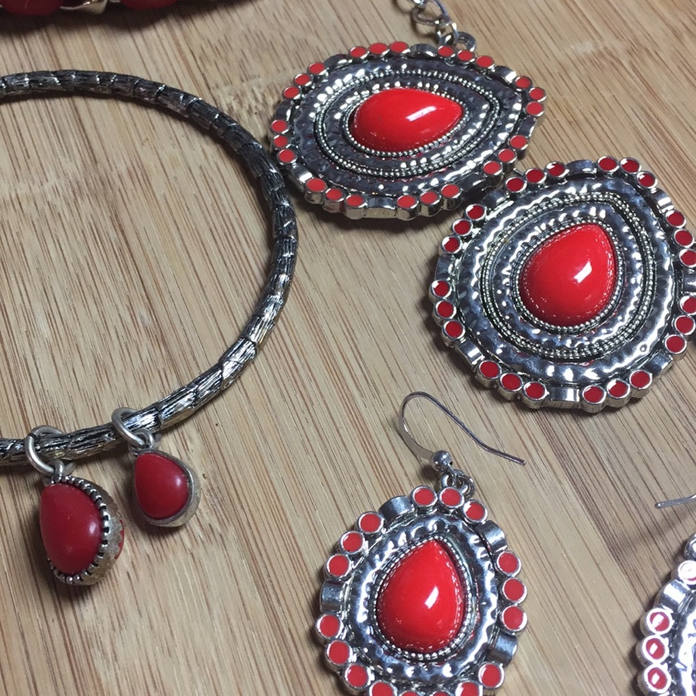 RED JEWELRY! - Picture 3 of 3